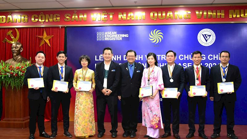 Kỹ sư EVNHANOI - kỹ sư ASEAN