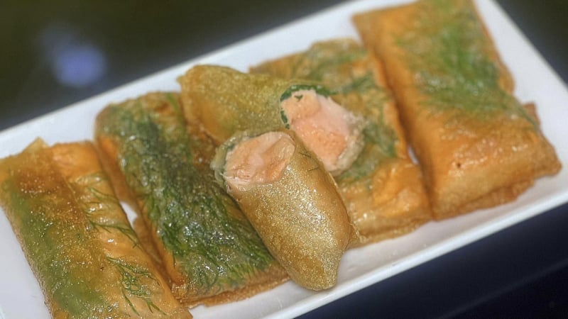 Loại cá có Omega 3 sung túc, DHA dồi dào, siêu thực phẩm cho sức khỏe, cuộn lá ram rán cực ngon