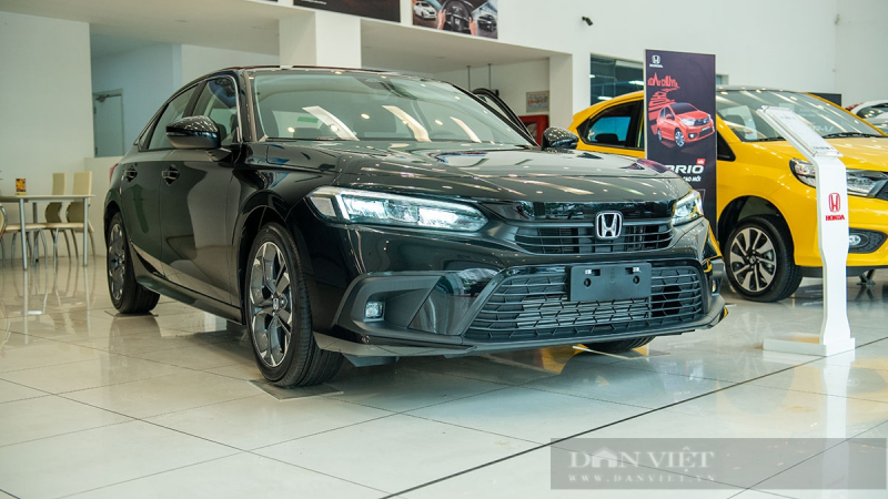 Giá xe Honda Civic lăn bánh tháng 6/2024: Giảm không 'phanh' rẻ ngang Mitsubishi Xpander