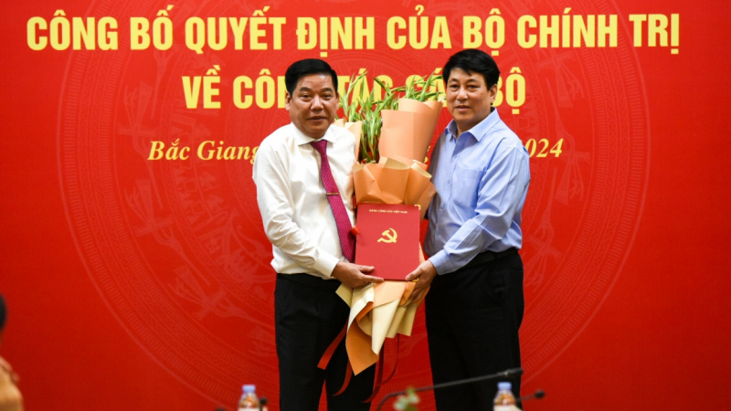 Bộ Chính trị điều động Trung tướng Nguyễn Văn Gấu giữ chức Bí thư Bắc Giang