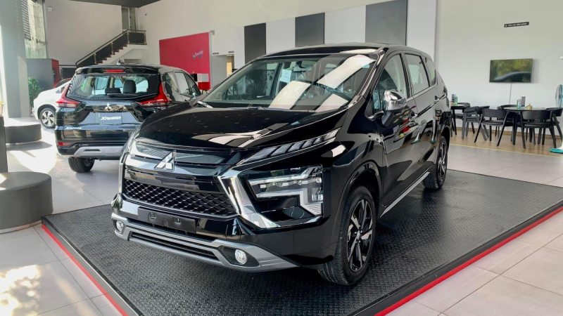 Giá xe Mitsubishi Xpander lăn bánh tháng 7/2024: Giảm sâu rẻ như Hyundai Accent