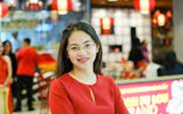 'Nữ tướng' đứng sau chuỗi cafe Katinat, Phê La có thể thu về 600 tỷ đồng khi bán hàng triệu cổ phiếu VCI