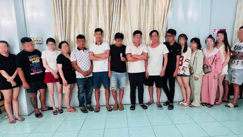Kiểm tra quán karaoke ở TP Rạch Giá, phát hiện 19 người dương tính ma túy