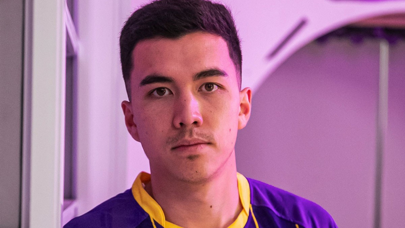 Tân binh Việt kiều Canada của Hà Nội FC: “Hotboy' khiến chị em mê mẩn