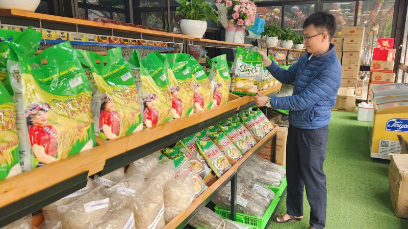 Một loại gạo đặc sản Lai Châu đạt 4 sao OCOP, để ở đâu bán cũng đắt như tôm tươi, nhà giàu thích ăn