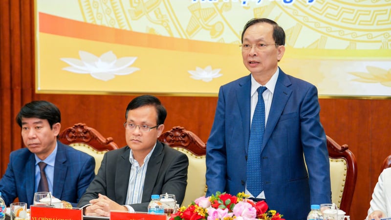Tỷ giá USD/VND tăng 5,03%, chênh lệch giá vàng miếng SJC so với thế giới được kiểm soát