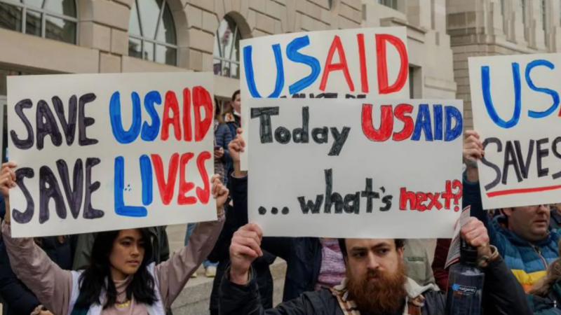 USAID hỗn loạn khi ông Trump và Elon Musk tuyên bố cơ quan này tham nhũng và sẽ bị đóng cửa