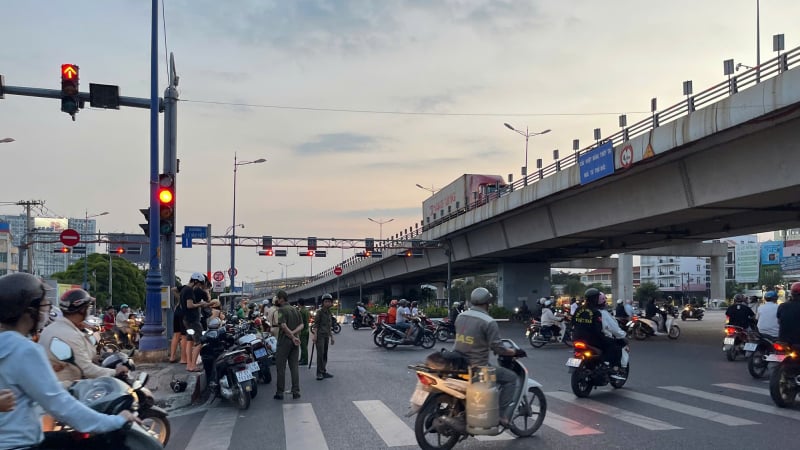 Vụ xe Mercedes tông 10 xe máy ở Thủ Đức: Nữ tài xế đi không đúng phần đường quy định, có nồng độ cồn