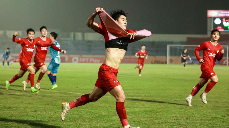 Tin chiều 8/3: Vì sao HLV Kim Sang-sik không gọi “Người hùng” SEA Games 31?