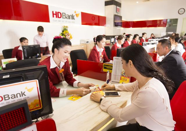Lãi kỷ lục 4.000 tỷ, cổ phiếu HDB của HDBank gia nhập VN30