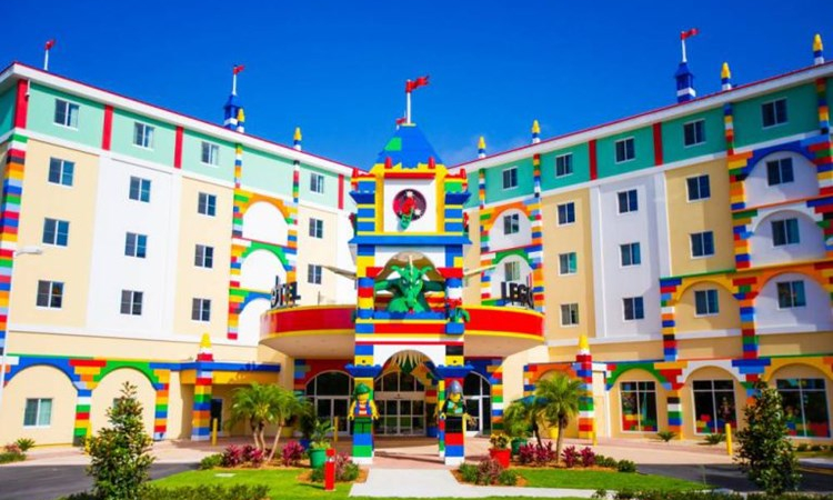 Khám phá khách sạn lego lớn nhất thế giới