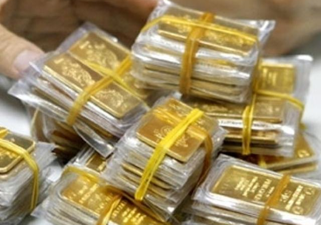 Giá vàng tuần tới sẽ rất phức tạp, mua-bán đều chứa rủi ro