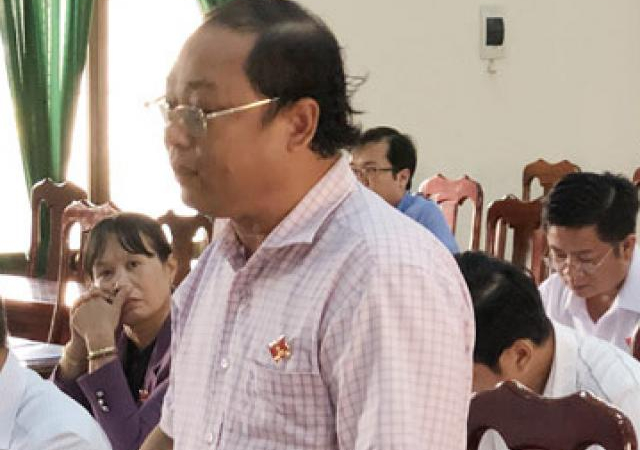 Sau 10 tháng điều làm Bí thư xã, nguyên PCT huyện lại được rút về huyện
