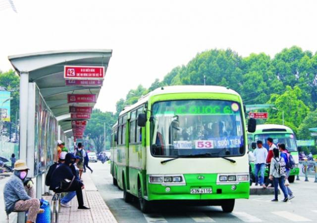 Lo 400 xe buýt vào “ngõ cụt”,TP.HCM khẩn thiết xin không tăng giá khí CNG