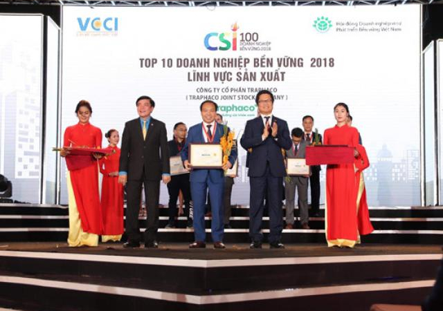 Traphaco lần thứ 3 liên tiếp nhận danh hiệu Top 10 doanh nghiệp bền vững tại Việt Nam 2018