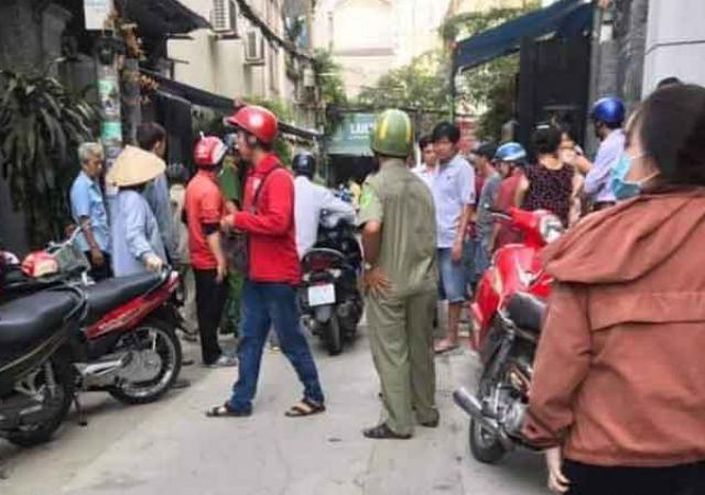 Chửi thanh niên phun nước bọt ra đường, tài xế GoViet tử vong