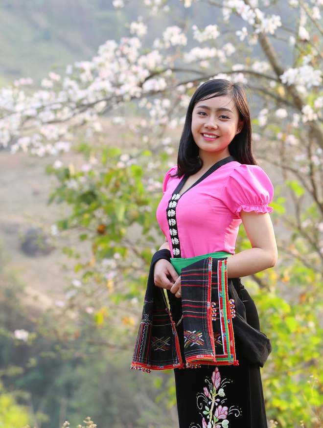 Hoa ban cũng biểu trưng cho tình yêu thủy chung, vĩnh cửu, phóng khoáng và lãng mạn. Hoa ban cũng biểu trưng cho tình yêu thủy chung, vĩnh cửu, phóng khoáng và lãng mạn.