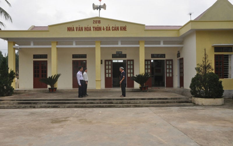 Lợi ích của nhà văn hóa nông thôn mới thôn 4, xã Cán Khê (Như Thanh) là bà con đã có được hội trường khang trang để hội họp, tổ chức các hoạt động văn hóa thể thao... Lợi ích của nhà văn hóa nông thôn mới thôn 4, xã Cán Khê (Như Thanh) là bà con đã có được hội trường khang trang để hội họp, tổ chức các hoạt động văn hóa thể thao...