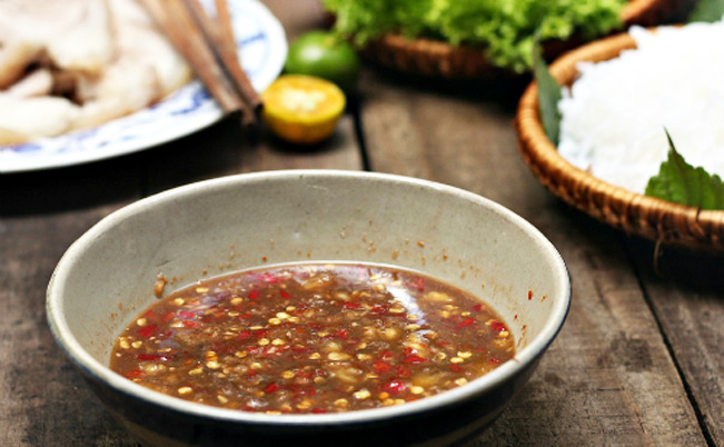 Mắm nêm thưởng thức cùng bún, thịt luộc. Ảnh: duviyeuthuong. Mắm nêm thưởng thức cùng bún, thịt luộc. Ảnh: duviyeuthuong.