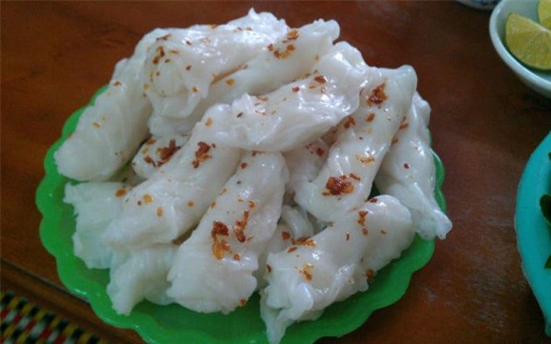 Bánh đa ăn kèm với đặc sản bánh mướt thì... đã vô cùng Bánh đa ăn kèm với đặc sản bánh mướt thì... đã vô cùng