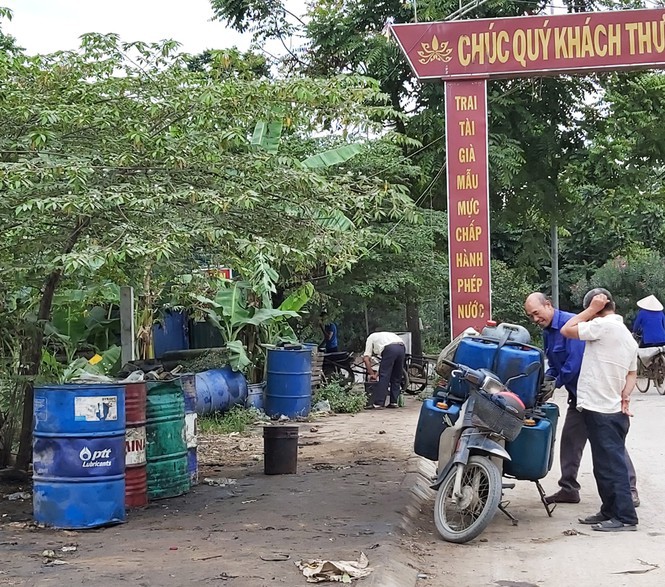 Cận cảnh làng thu gom dầu nhớt thải lớn nhất miền Bắc - Ảnh 3.