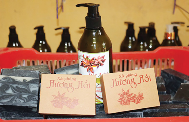 Một sản phẩm do thầy trò Trường THPT Văn Quan sáng chế. Một sản phẩm do thầy trò Trường THPT Văn Quan sáng chế.
