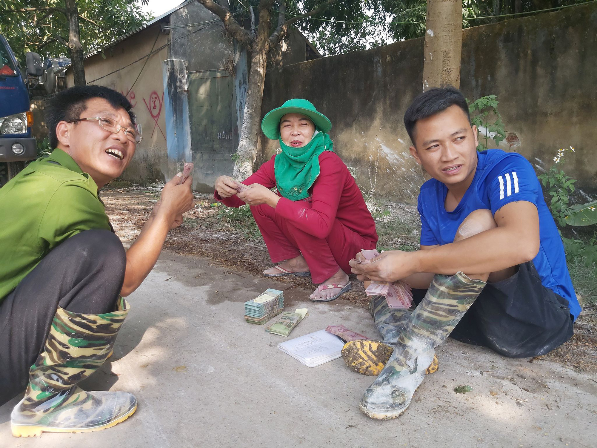 Giá heo hơi hôm nay 13/11: Tiến sát mốc 80.000đ/kg, tăng khó cưỡng - Ảnh 2. Giá heo hơi hôm nay 13/11: Tiến sát mốc 80.000đ/kg, tăng khó cưỡng - Ảnh 2.