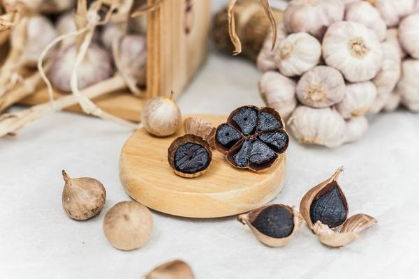 Tỏi đen: Ăn đúng là 'thần dược', ăn sai độc hơn thạch tín - Ảnh 3. Tỏi đen: Ăn đúng là 'thần dược', ăn sai độc hơn thạch tín - Ảnh 3.