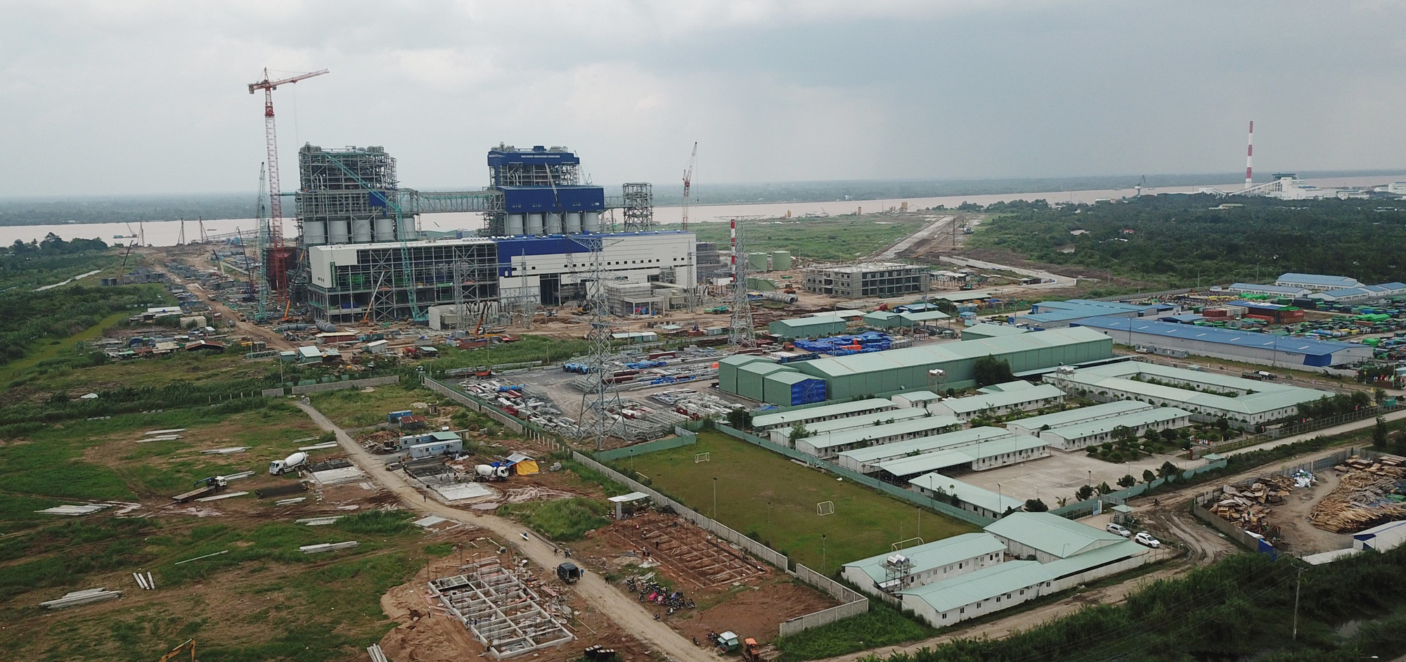 Thà xóa quy hoạch chứ nhất quyết không làm nhiệt điện than - Ảnh 1. Thà xóa quy hoạch chứ nhất quyết không làm nhiệt điện than - Ảnh 1.