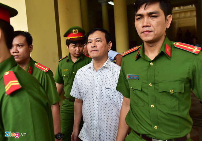 Vì sao Nguyễn Hữu Linh chưa bị bắt khi tòa tuyên y án 18 tháng tù? - Ảnh 1. Vì sao Nguyễn Hữu Linh chưa bị bắt khi tòa tuyên y án 18 tháng tù? - Ảnh 1.