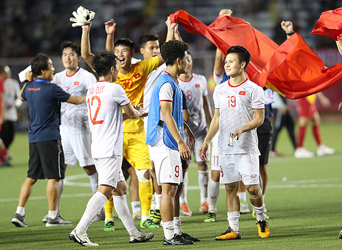 Vô địch SEA Games, thầy trò Park Hang Seo nhận "mưa" tiền thưởng - Ảnh 1. Vô địch SEA Games, thầy trò Park Hang Seo nhận "mưa" tiền thưởng - Ảnh 1.