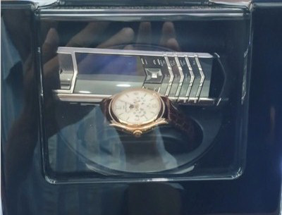 Đồng hồ Patek Philippe của ông Đoàn Ngọc Hải có gì đặc biệt mà bán giá tiền tỷ? - Ảnh 2. Đồng hồ Patek Philippe của ông Đoàn Ngọc Hải có gì đặc biệt mà bán giá tiền tỷ? - Ảnh 2.