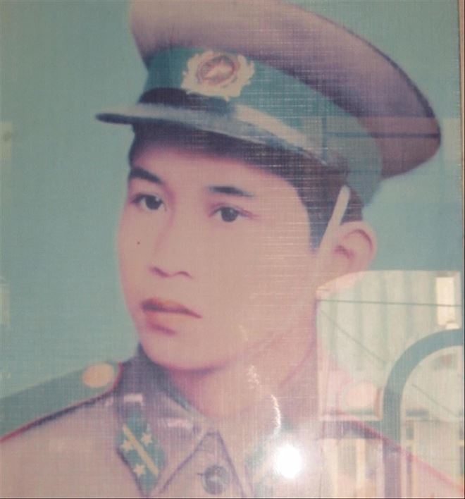 Di ảnh liệt sĩ Lê Đình Chinh. Di ảnh liệt sĩ Lê Đình Chinh.