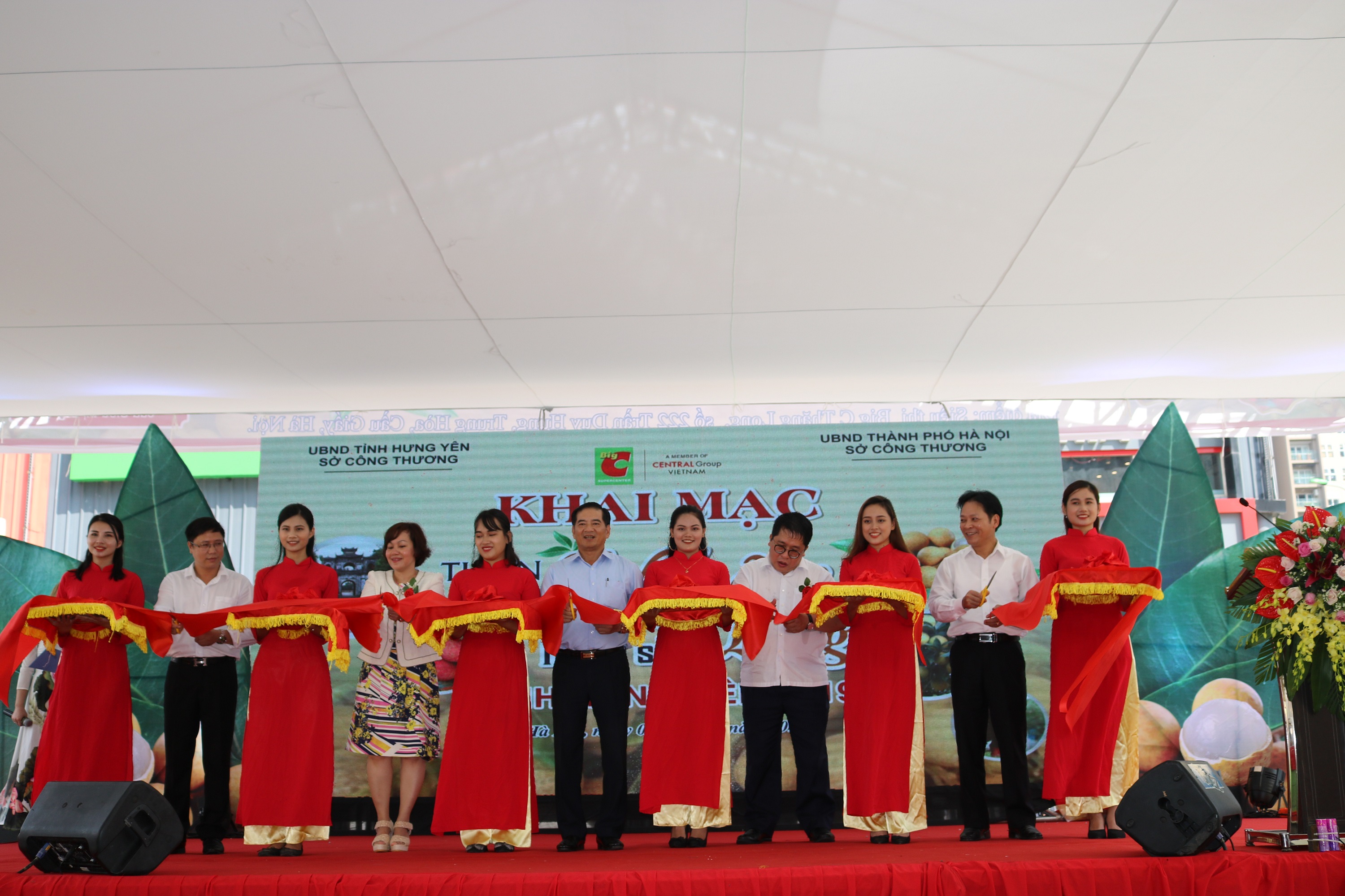 dan thu do tiu tit mua nhan long hung yen tien vua 