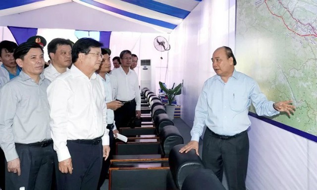 Nỗi lo không vay được vốn cho cao tốc Bắc - Nam - Ảnh 2. Nỗi lo không vay được vốn cho cao tốc Bắc - Nam - Ảnh 2.