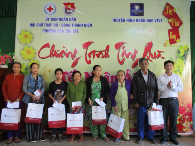 Tết nhân ái đến với người dân Đà Nẵng - Ảnh 1. Tết nhân ái đến với người dân Đà Nẵng - Ảnh 1.