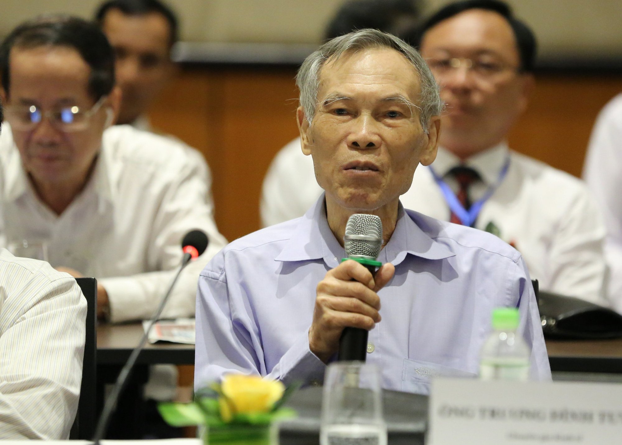 Ông Trương Đình Tuyển: “Sự thiếu ổn định trong chính sách khiến doanh nghiệp trở nên cơ hội" - Ảnh 1. Ông Trương Đình Tuyển: “Sự thiếu ổn định trong chính sách khiến doanh nghiệp trở nên cơ hội" - Ảnh 1.