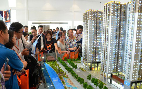 Năm 2020, tiền “đổ” vào bất động sản đến từ đâu? - Ảnh 1. Năm 2020, tiền “đổ” vào bất động sản đến từ đâu? - Ảnh 1.