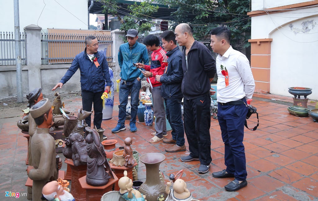 &quot;Độc lạ&quot; trái quất hình thỏi vàng, tạo chữ lộc ở Hà Nội - Ảnh 9.