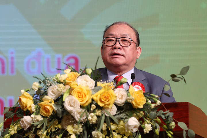 Nhiều nông dân tiêu biểu được Chủ tịch nước tặng thưởng Huân chương lao động - Ảnh 3.