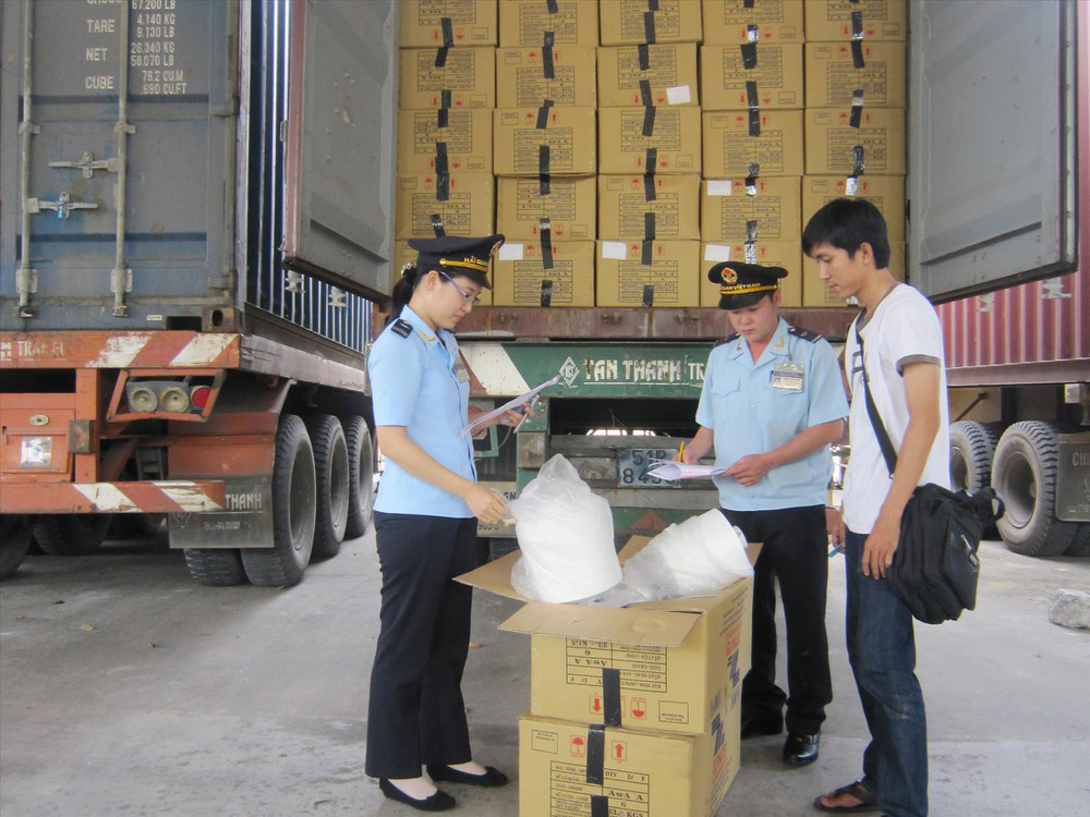 Doanh nghiệp chây ỳ, kiểm tra thuế và hải quan gặp khó