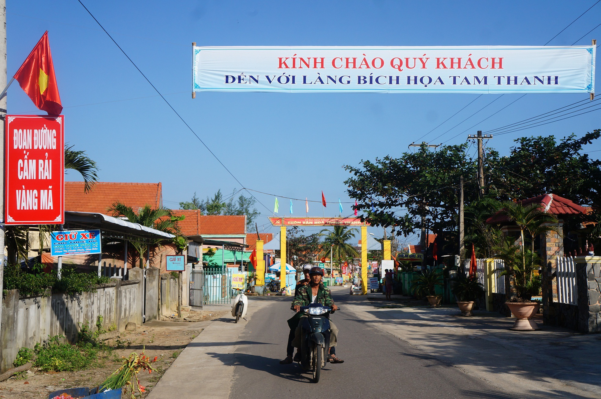 Đại hội đại biểu lần thứ XXII tỉnh Quảng Nam: Phấn đấu năm 2025 thu nhập bình quân đầu người 70 triệu đồng - Ảnh 5.