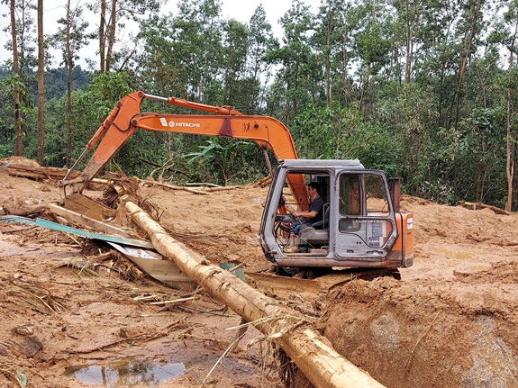 Sạt lở thủy điện Rào Trăng 3: Hiện đã tìm thấy 7 thi thể tại Tiểu khu 67 - Ảnh 3.