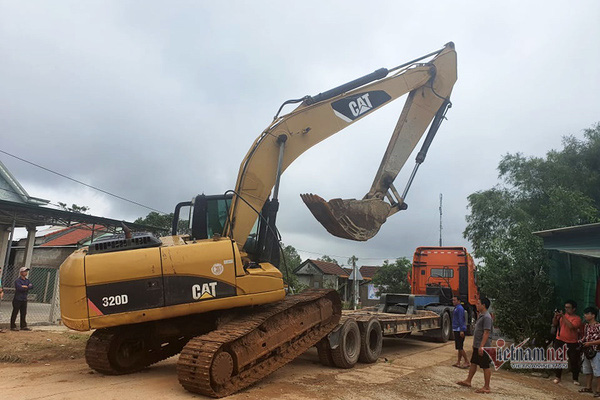 Cứu hộ vào thủy điện Rào Trăng 3 tạm ngừng di chuyển vì mưa dữ dội - Ảnh 3.
