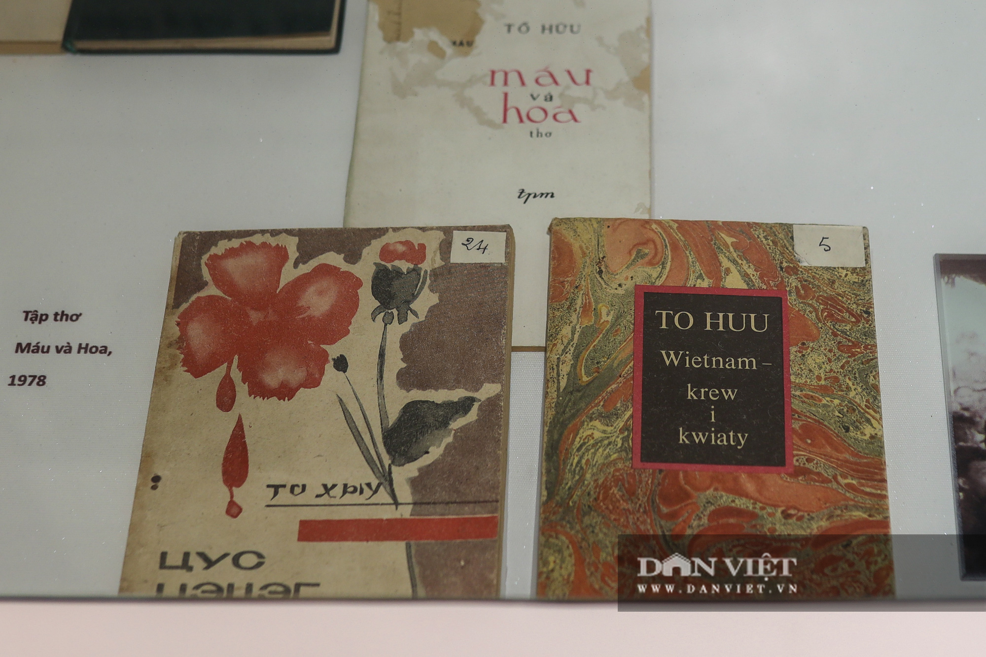 Chiêm ngưỡng &quot;bảo tàng thơ&quot; Tố Hữu mới xuất hiện tại Hà Nội - Ảnh 6.