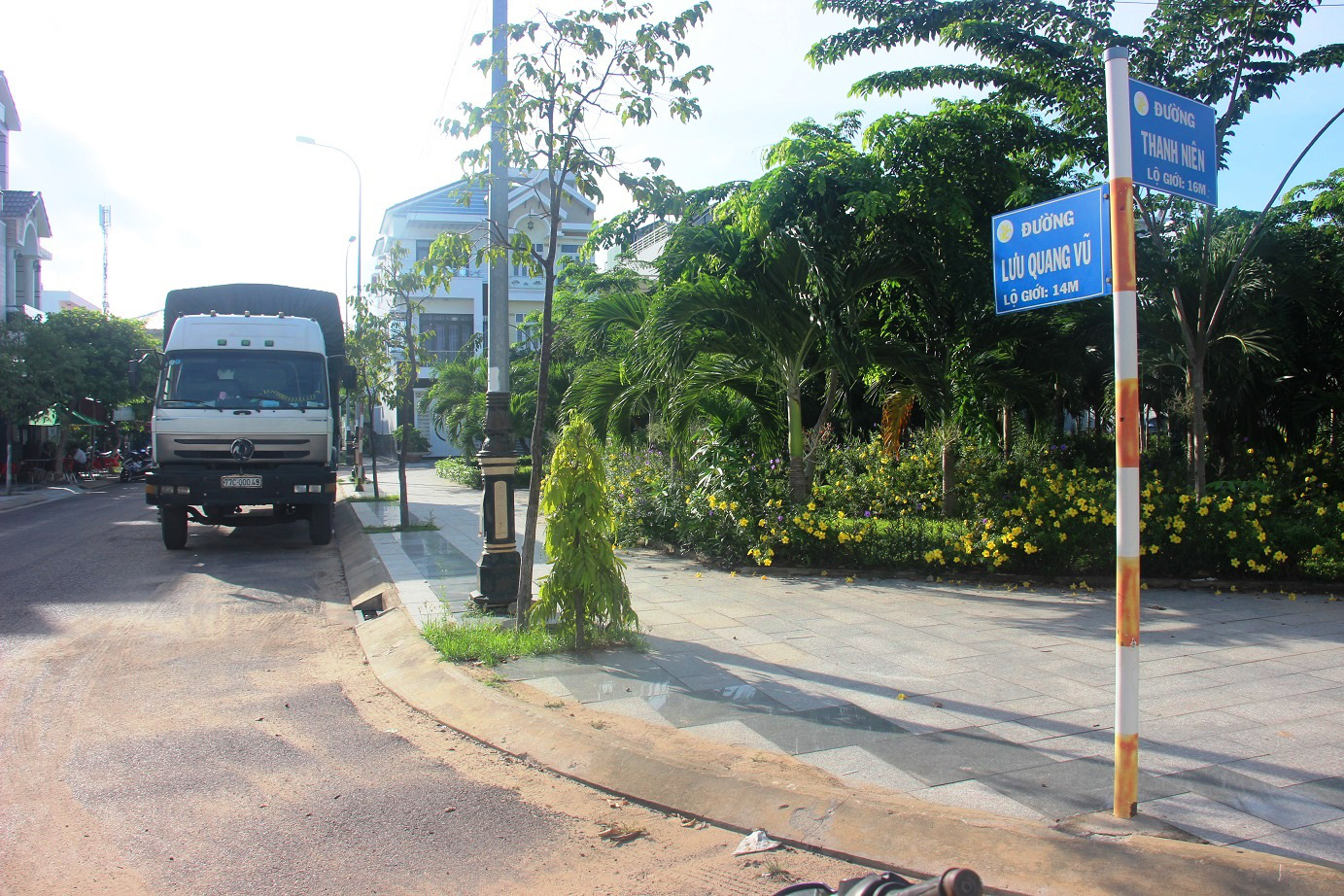 Con đường mang tên nhà thơ, nhà soạn kịch Lưu Quang Vũ ở Quy Nhơn - Ảnh 1.