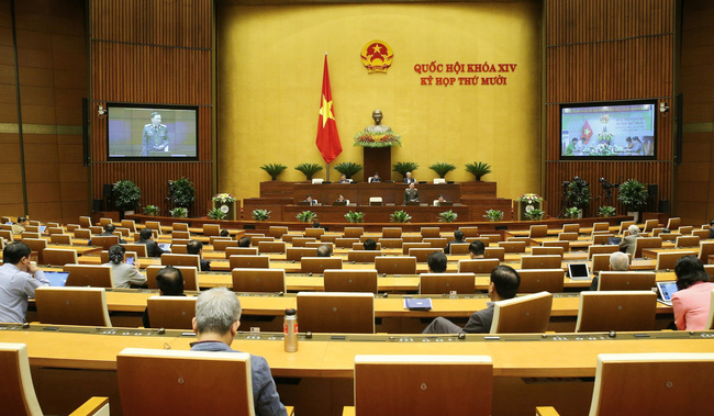 Chưa thống nhất phương án cắt điện nước trong xử phạt vi phạm hành chính - Ảnh 1.