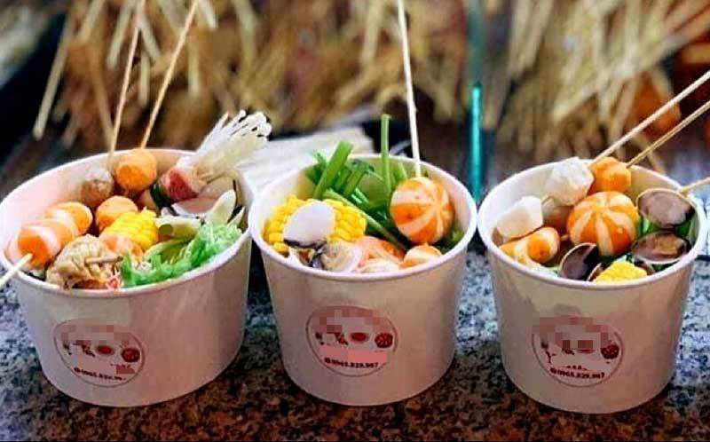 Lẩu ly hải sản giá rẻ giật mình chỉ 13.000 đồng đang lên cơn sốt - Ảnh 2. Lẩu ly hải sản giá rẻ giật mình chỉ 13.000 đồng đang lên cơn sốt - Ảnh 2.