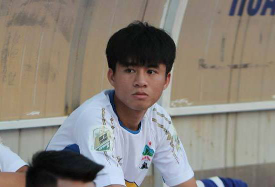 Phan Thanh Hậu nói lời gan ruột, mong bầu Đức và HAGL gật đầu - Ảnh 1.