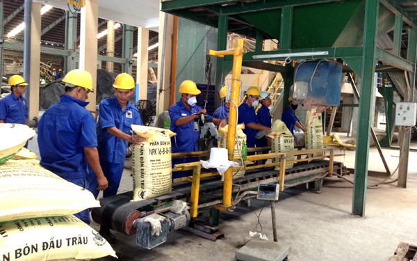 Phân bón sẽ chịu thuế giá trị gia tăng 5% - Ảnh 1. Phân bón sẽ chịu thuế giá trị gia tăng 5% - Ảnh 1.